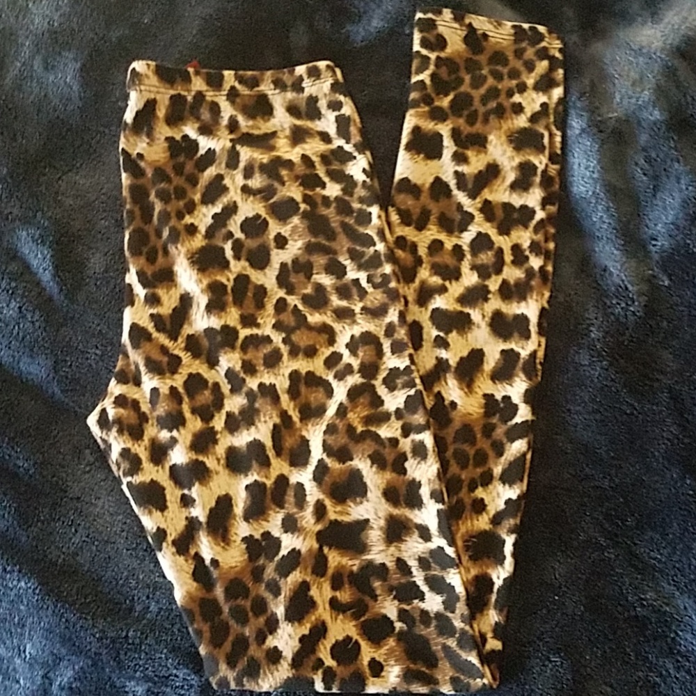 Cheetah print long leggings